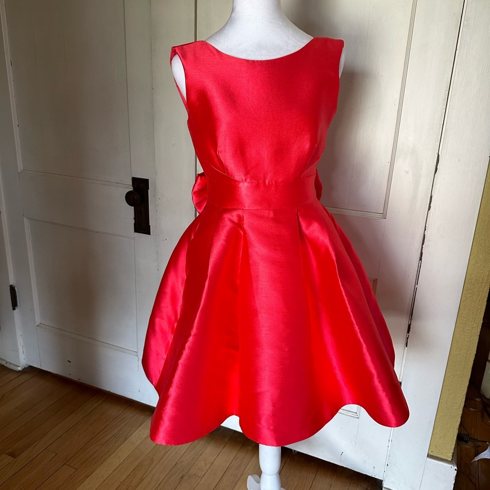 Kate Spade Fit-and-flare Pink Bow Dress. Great condition and only worn once.